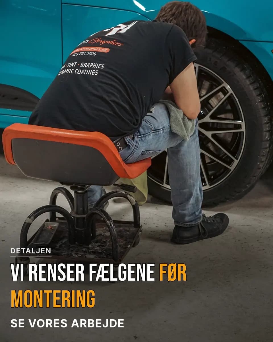 Vi renser fælgene før montering, Dækservice