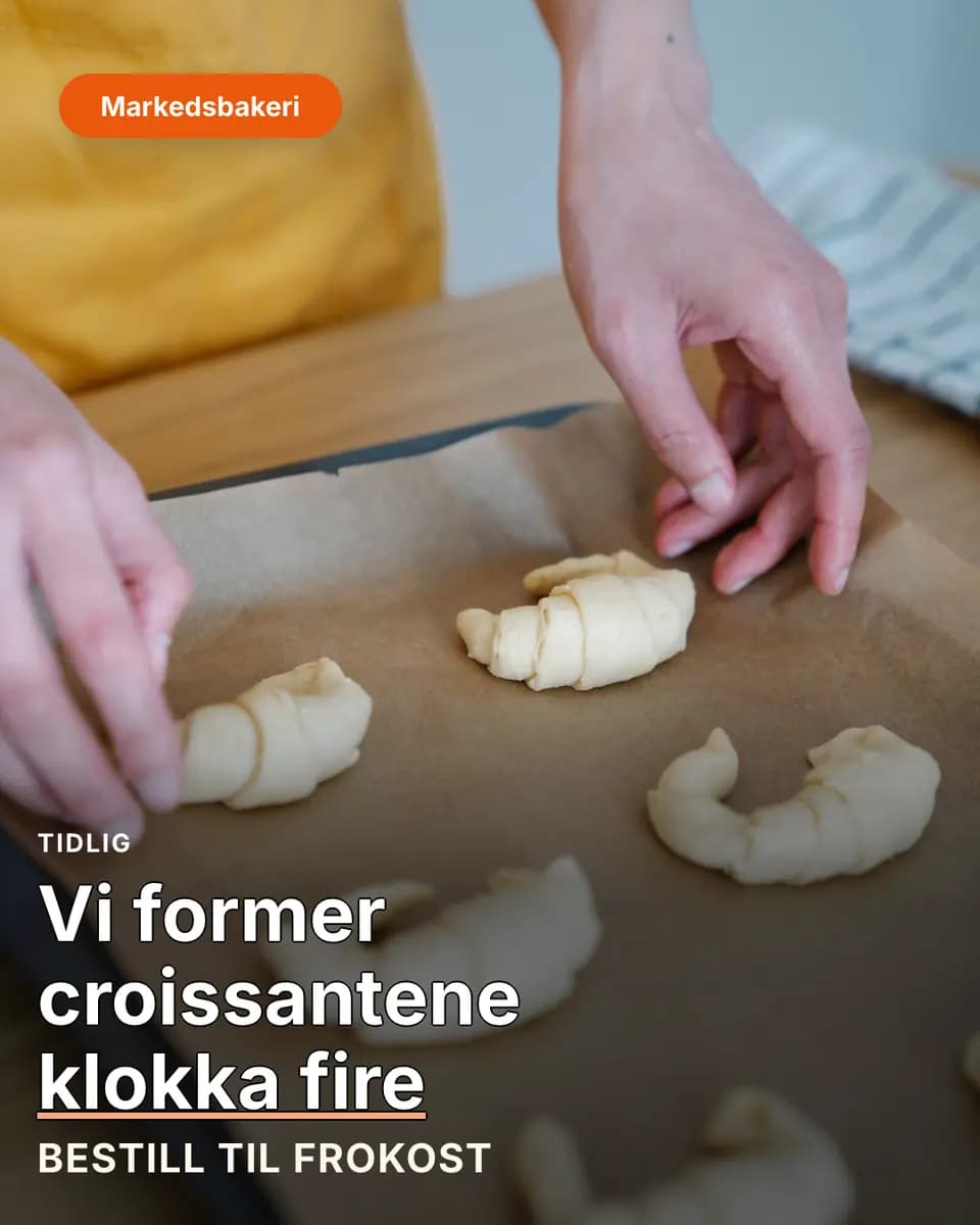 Vi former croissantene klokka fire, Markedsbakeri
